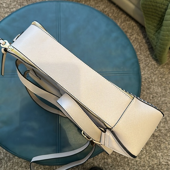 Carpak Kaya 15” laptop backpack in Stone - Picture 4 of 9